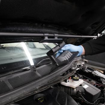 Montážna lampa s teleskopickým držiakom SCANGRIP NOVA BONNET (3)